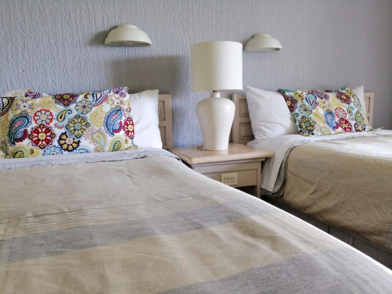 Beachfront Getaway Condo Cancún Rom bilde