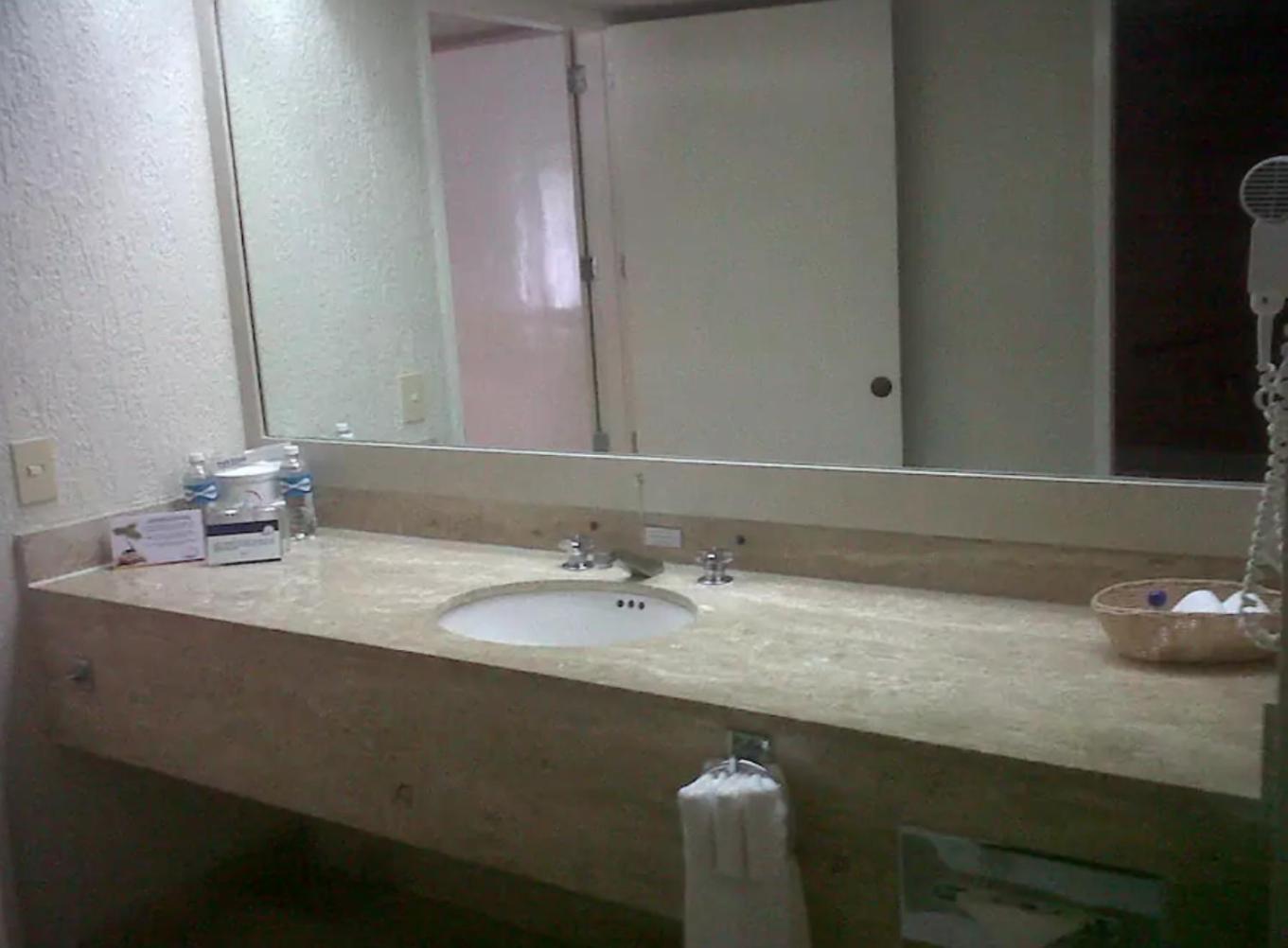 Beachfront Getaway Condo Cancún Rom bilde