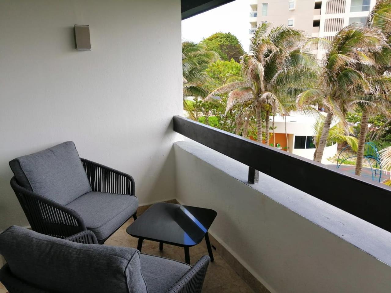Beachfront Getaway Condo Cancún Rom bilde